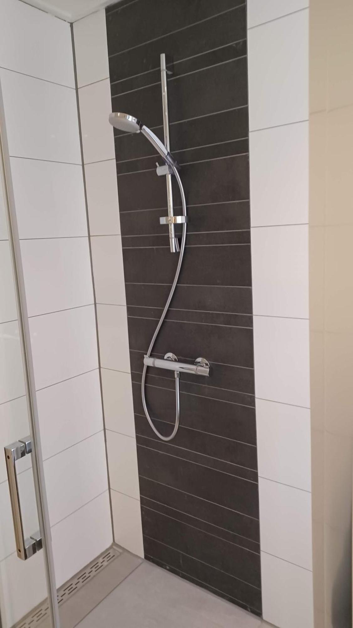 Karakteristiek Huis In Centrum Winsum Met Nieuwe Badkamer Εξωτερικό φωτογραφία